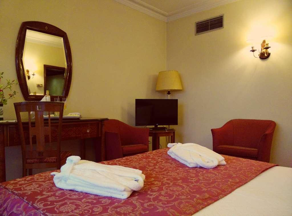 Golden Tulip Porto Gaia Hotel Vila Nova de Gaia Oda fotoğraf